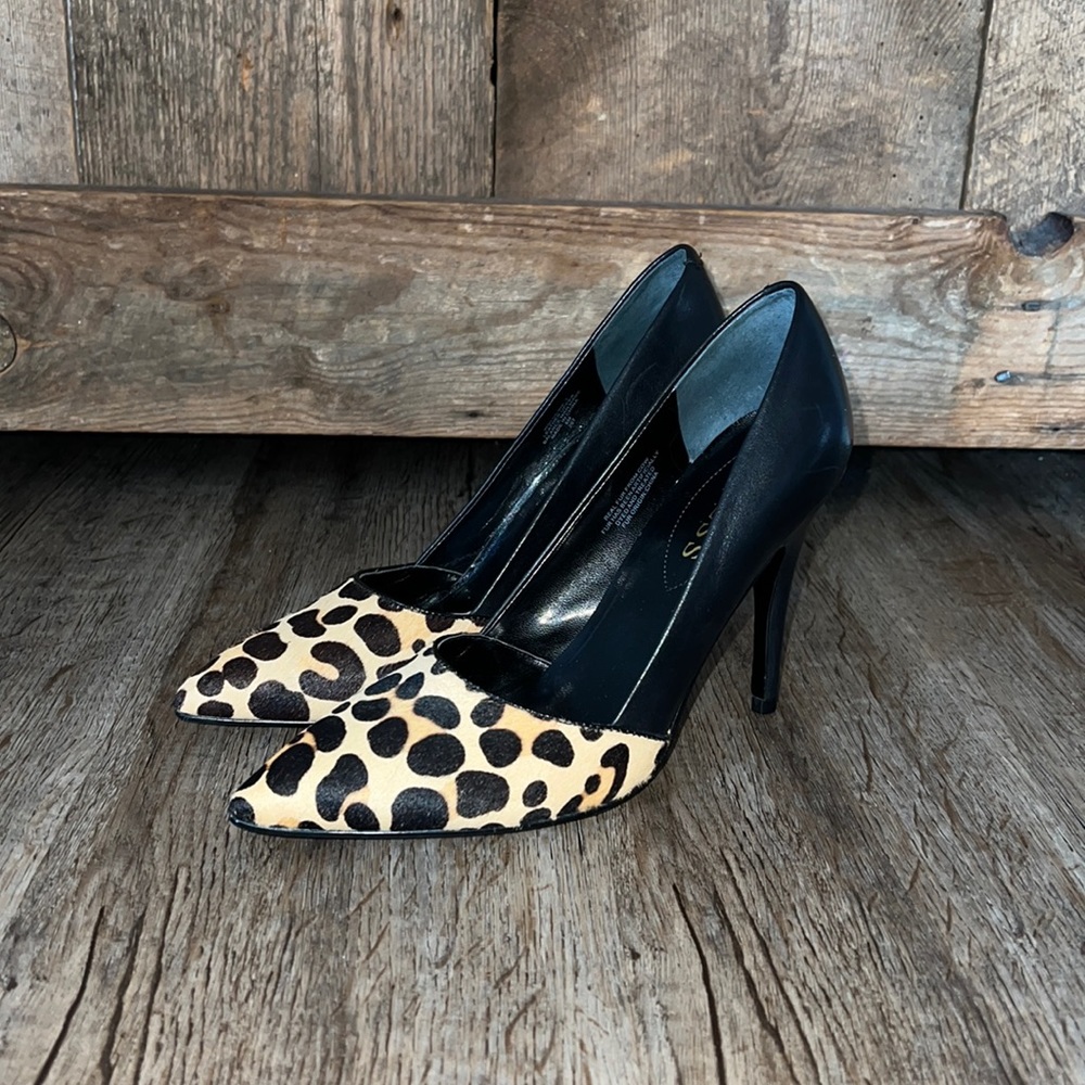 Beautiful Guess black and cheetah heels